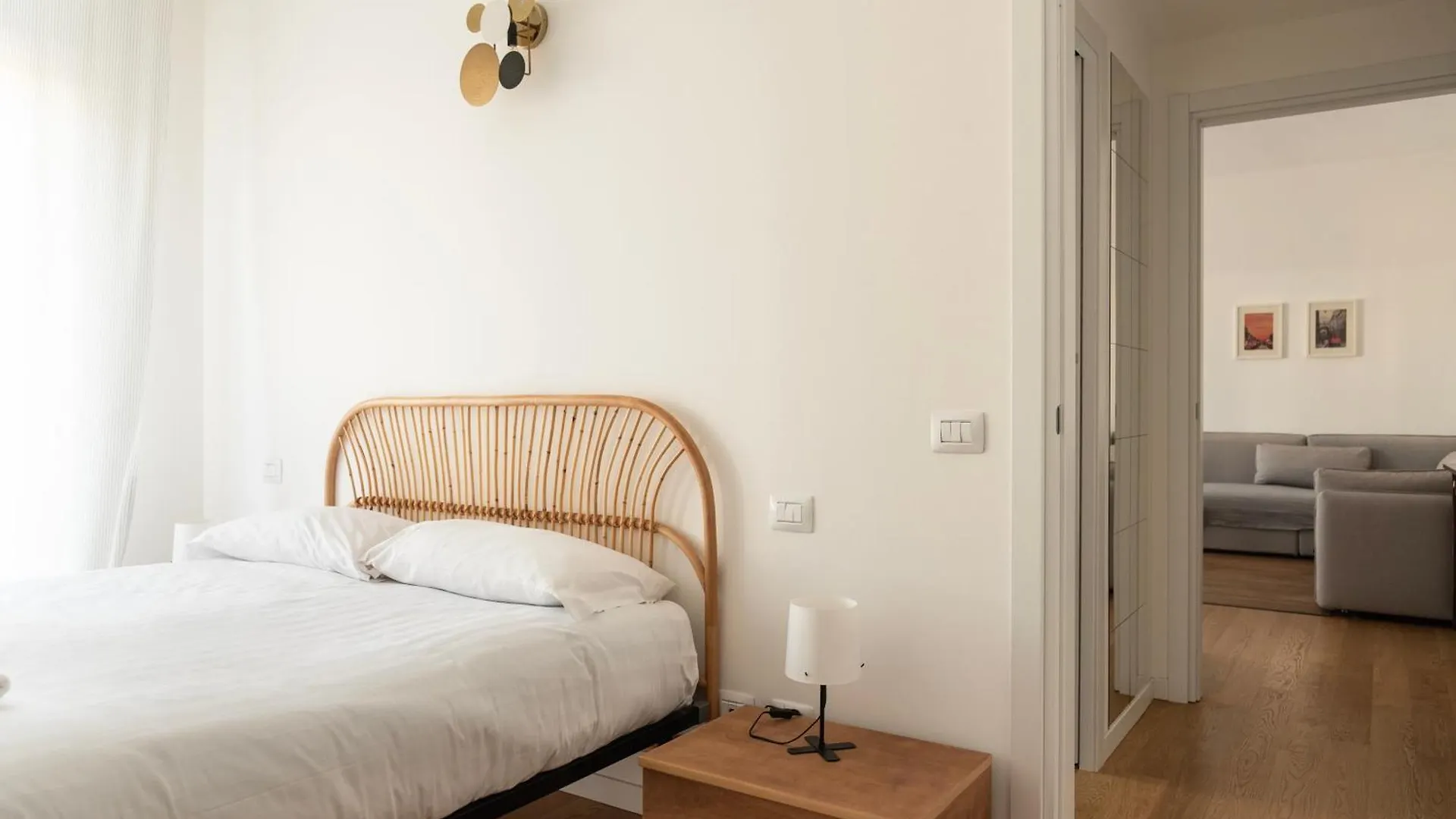 Apartment Youhosty - Soderini 25 Mailand